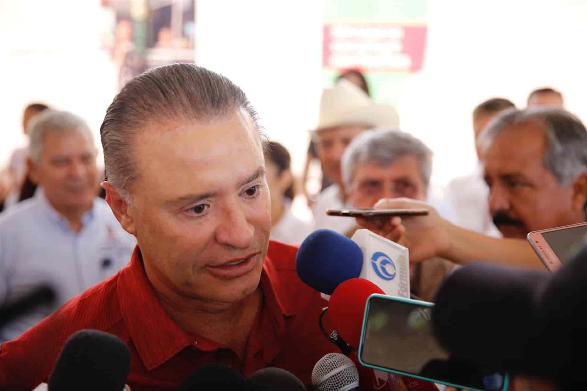 En contra Quirino de que reviva el cobro de la tenencia vehicular