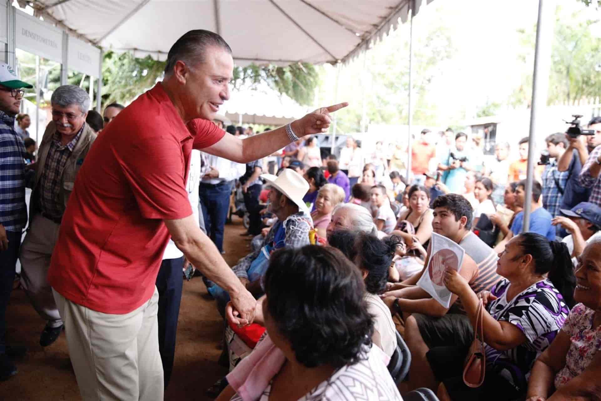 Más de 6 mil servicios otorgan en Jornada de Apoyo en Culiacán