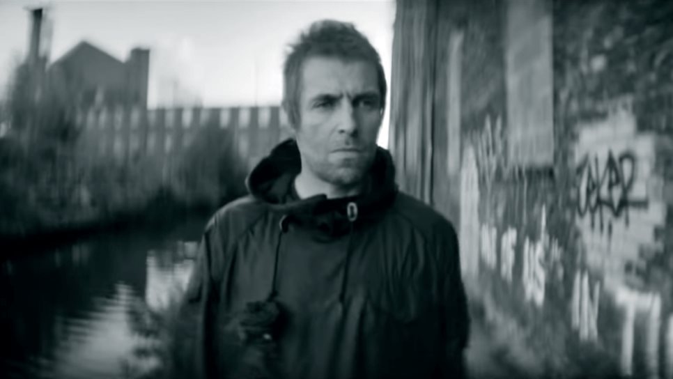 Liam Gallagher recuerda a su hermano y separación de Oasis