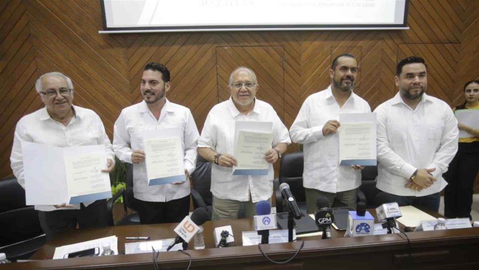 Firman convenio Municipio y Universidad Autónoma de Nuevo León