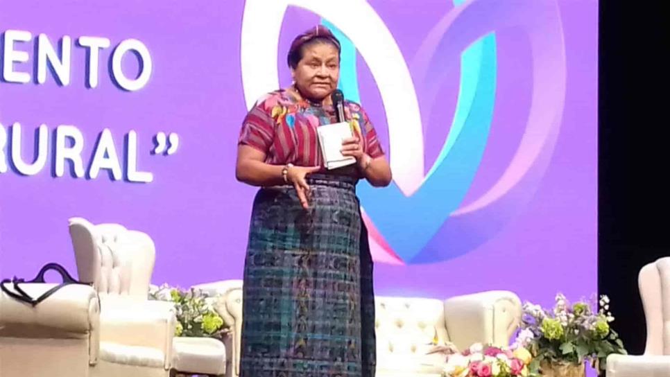 Rigoberta Menchú pide a mujeres mantenerse empoderadas