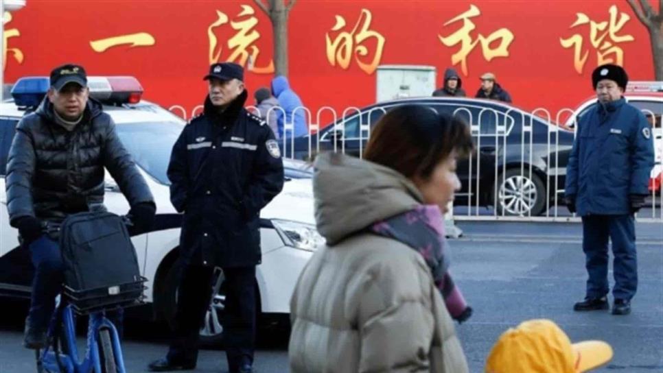 Ataque en escuela primaria de China deja 8 niños muertos
