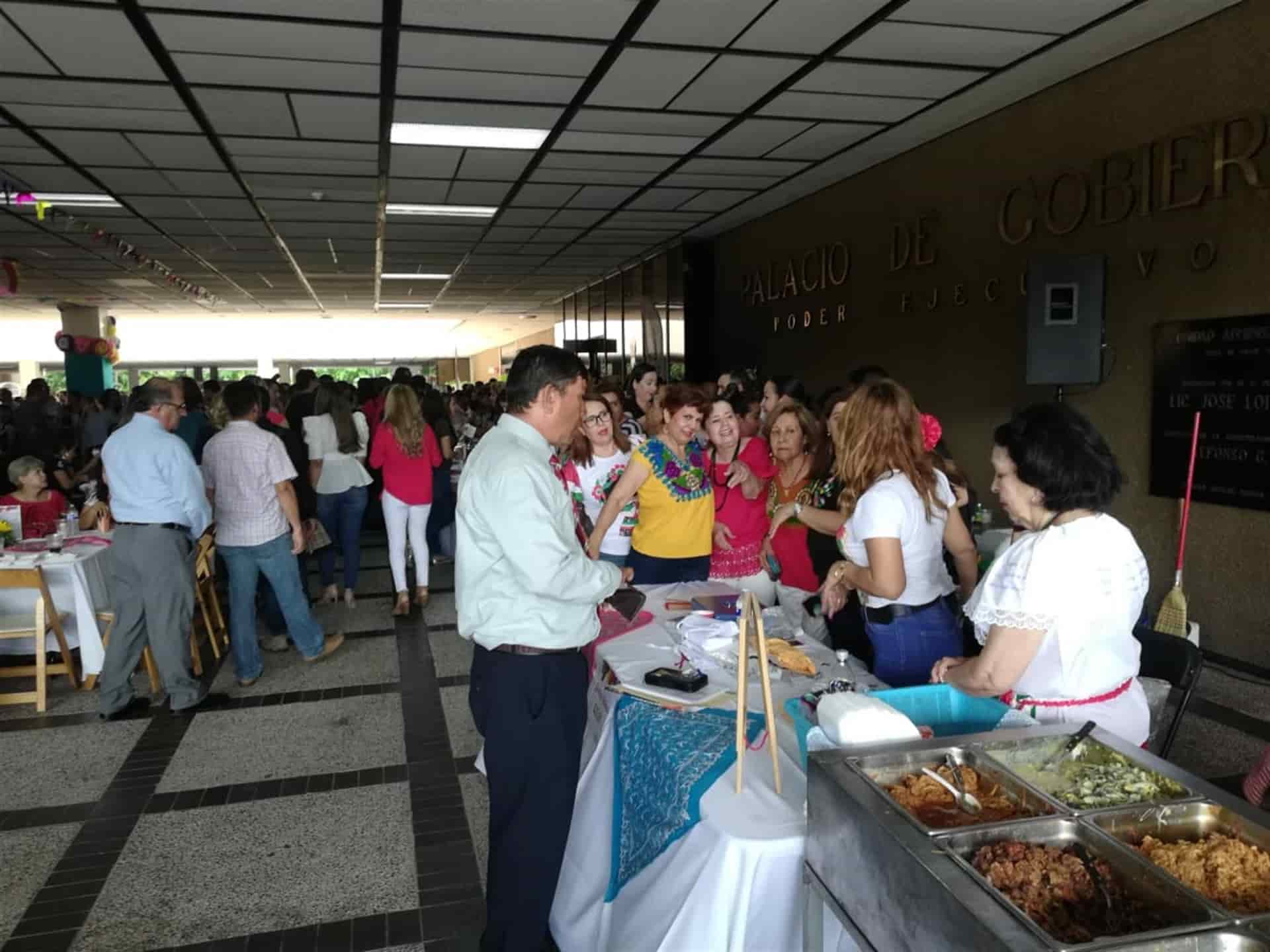 Todo un éxito la Kermés Mexicana DIF Sinaloa