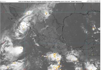 “Lorena” se ubica frente a Topolobampo