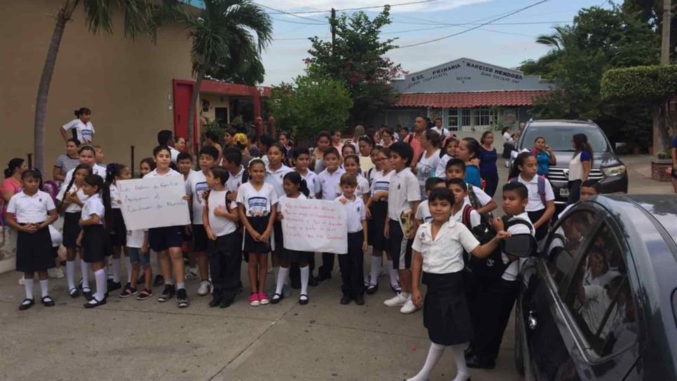 Investiga SEPyC a director tras toma de una primaria en Mazatlán