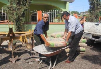 Entregan apoyo a familias afectadas por inundaciones en La Platanera