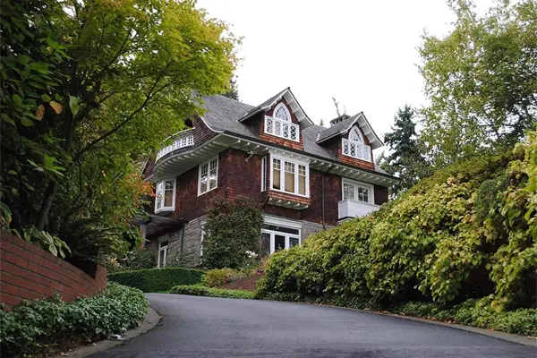 Ponen a la venta casa donde se suicidó Kurt Cobain