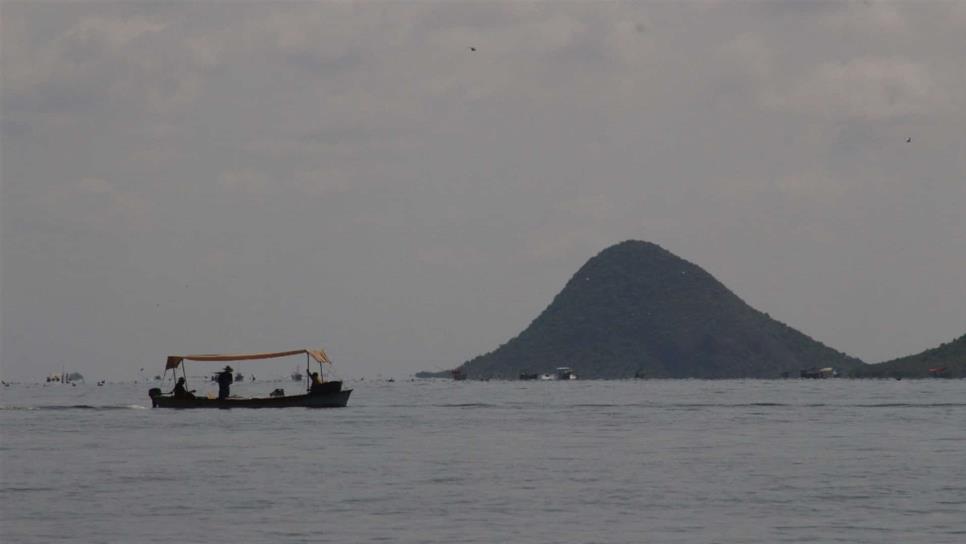 Marinos rescatan a pescador lesionado en costas de Sonora