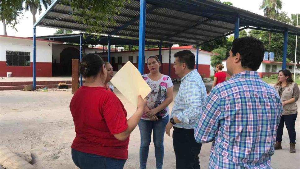 ISIFE y Municipio aportarán apoyos para atender escuela de El Guayabo