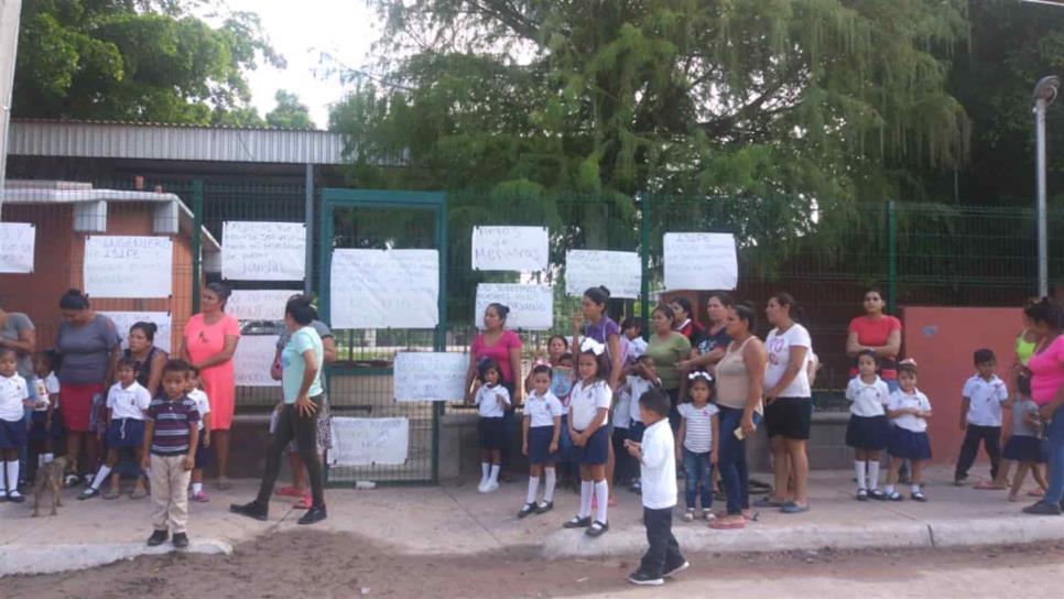 Sigue tomado el kinder de Goros 2