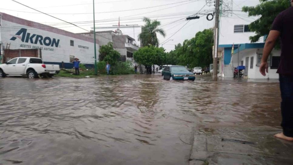 Suspenden clases en Culiacán por lluvias