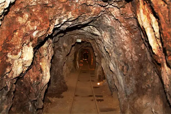 Mueren dos mineros tras deslave en mina de San José de Gracia Mueren dos mineros tras deslave en mina de San José de Gracia