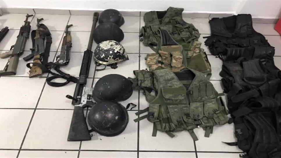 Marinos decomisan arsenal tras enfrentamiento en El Roble, Mazatlán