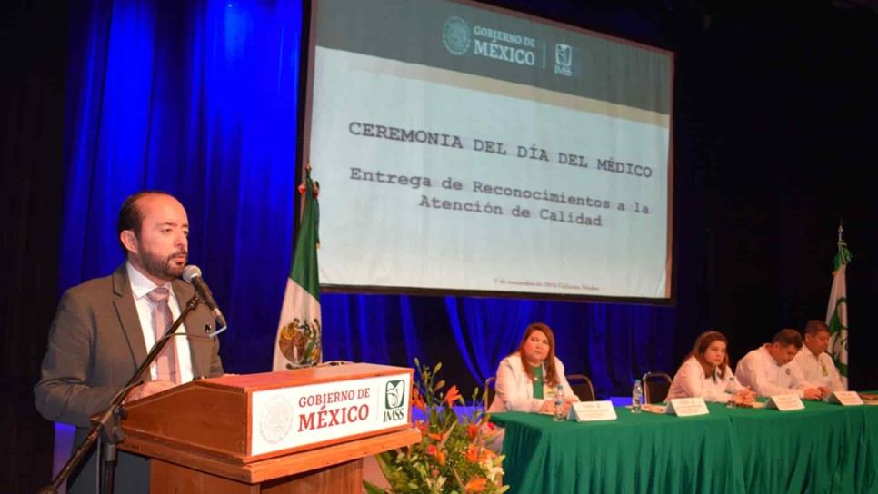 Reconoce IMSS Sinaloa labor del personal médico