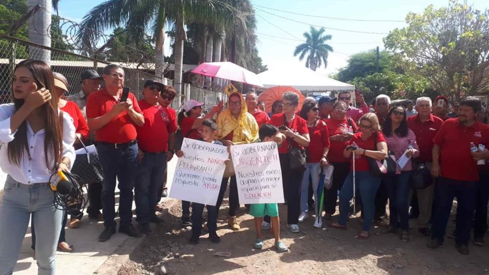 Protestan “Somos más que 53” en jornada de León Fonseca