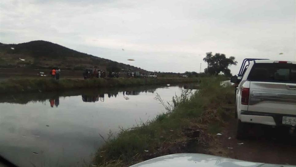 Mueren dos policías en canalazo en San Miguel