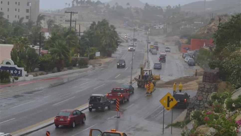 Raymond deja afectaciones por lluvias en Los Cabos