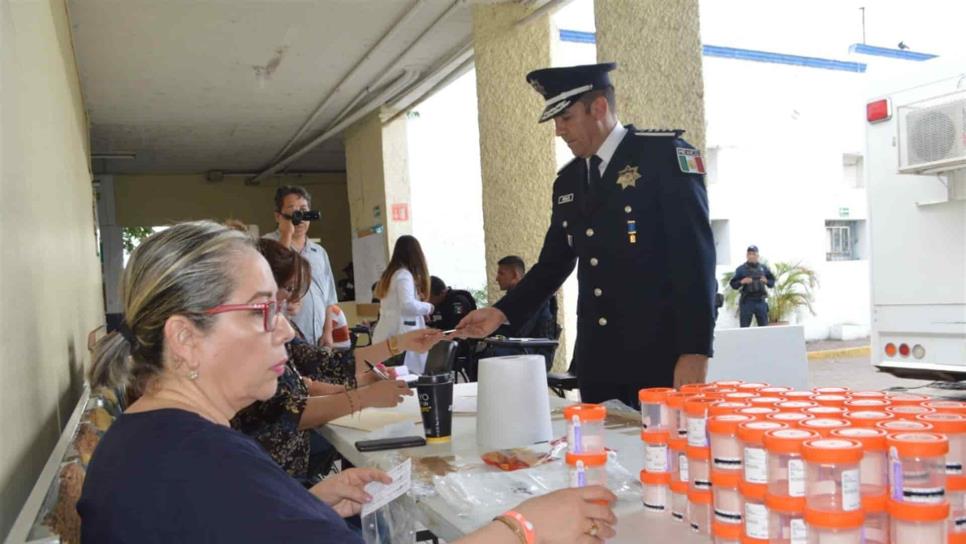Aplican examen antidoping a policías municipales de Mazatlán