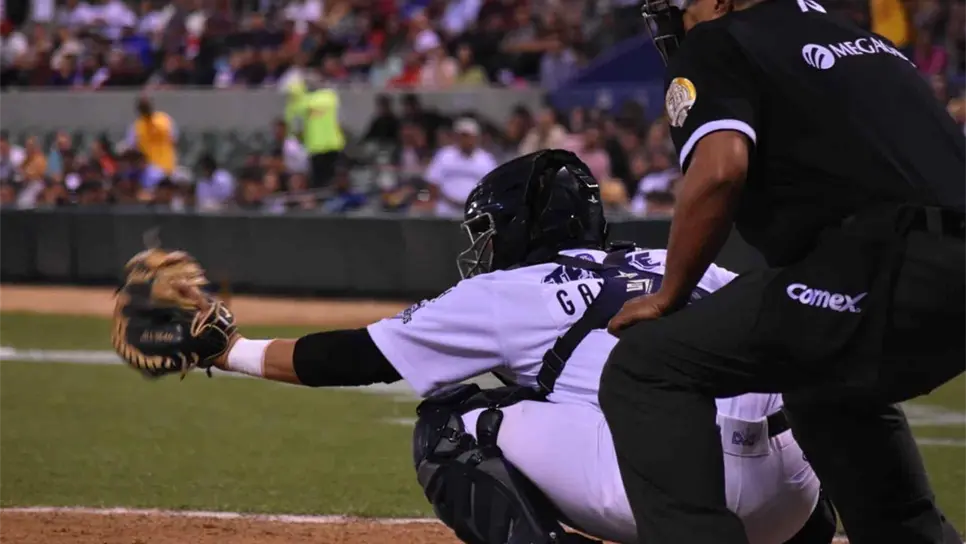 Pese a derrota, Yaquis amarra liderato en la Mex-Pac