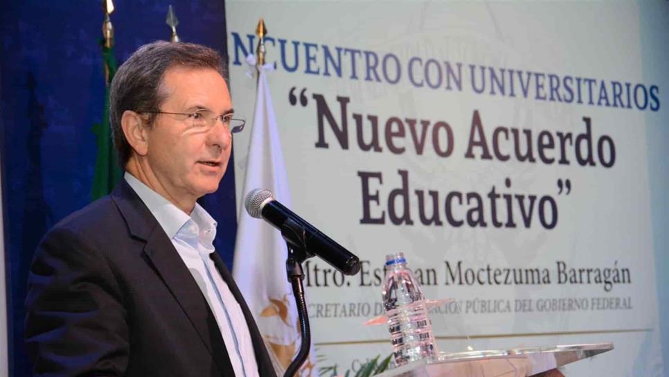 Garantiza Esteban Moctezuma Barragán apoyos para la UAS