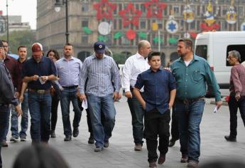 LeBarón sale satisfecho de reunión con AMLO