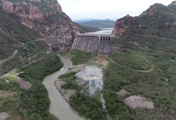 Cierra Conagua vertedor de la Presa Huites