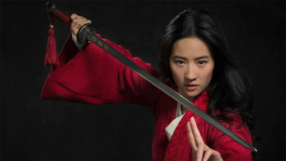 Mulán es una guerrera en tráiler de cinta de acción real