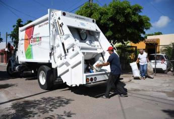 Pese a creencias, recolectores de basura sí reciben aguinaldo