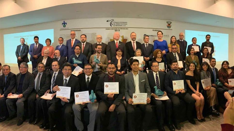 Entregan Premio Nacional de Periodismo 2018