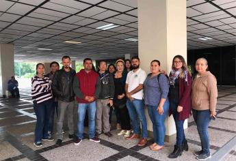 Maestros de Telebachillerato exigen su aguinaldo