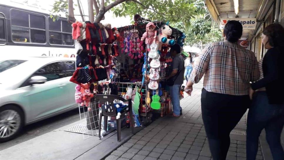 Sólo 8 vendedores ambulantes del centro de Culiacán tiene permiso