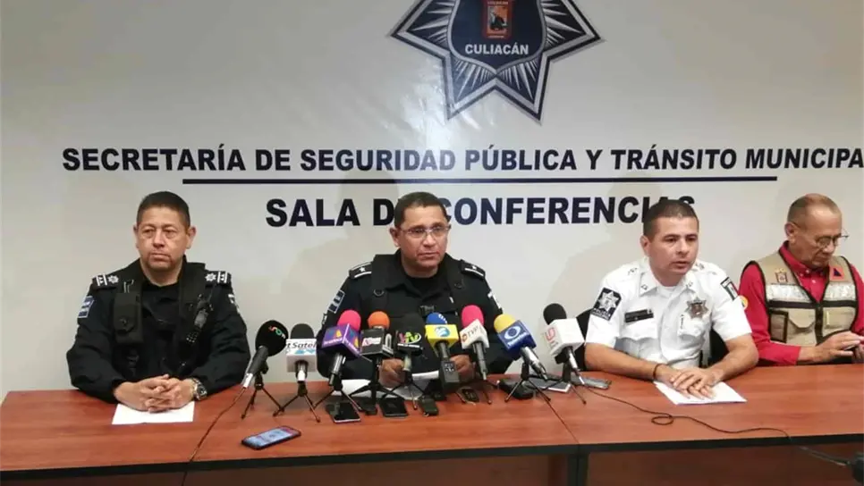 Autoridades de seguridad en Culiacán durante rueda de prensa. FOTO: Kevin Chicuate.