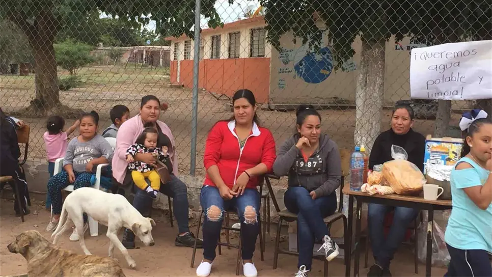 Toman otras dos escuelas por escasez de agua