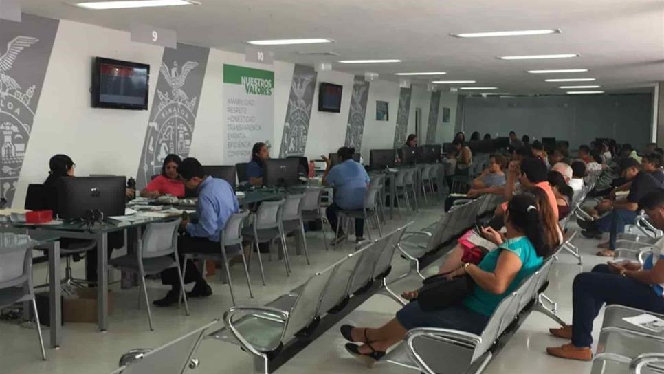 Amplian un mes más los pagos de refrendos e impuesto vehiculares en Sinaloa