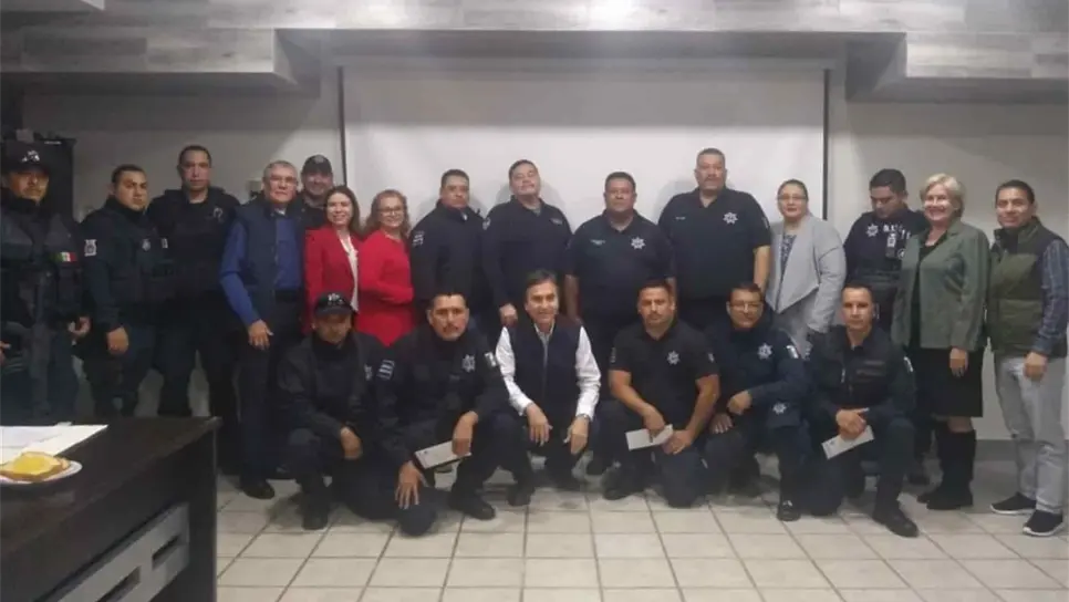 Canaco reconoce a policías por operativo decembrino