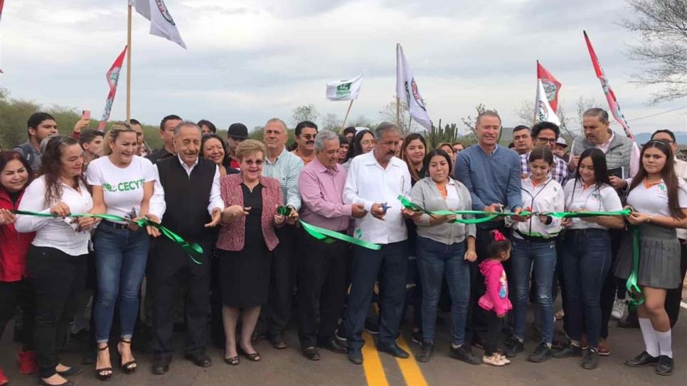 Inaugura Quirino carretera de La Pitahayita, en Culiacán