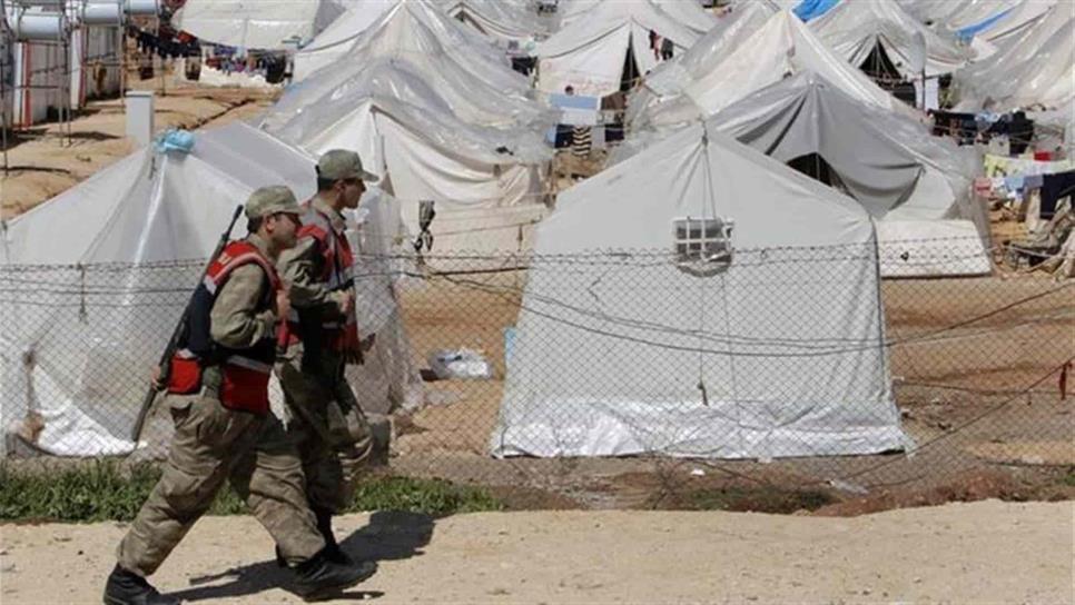 Guardias fronterizos turcos atacan a niños sirios