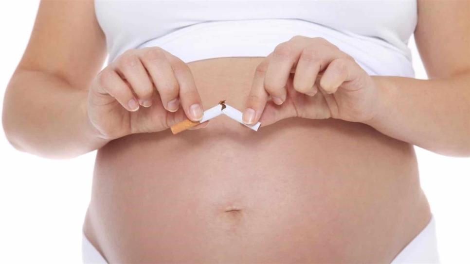 Consumo de alcohol y tabaco en embarazo aumenta riesgo de muerte súbita
