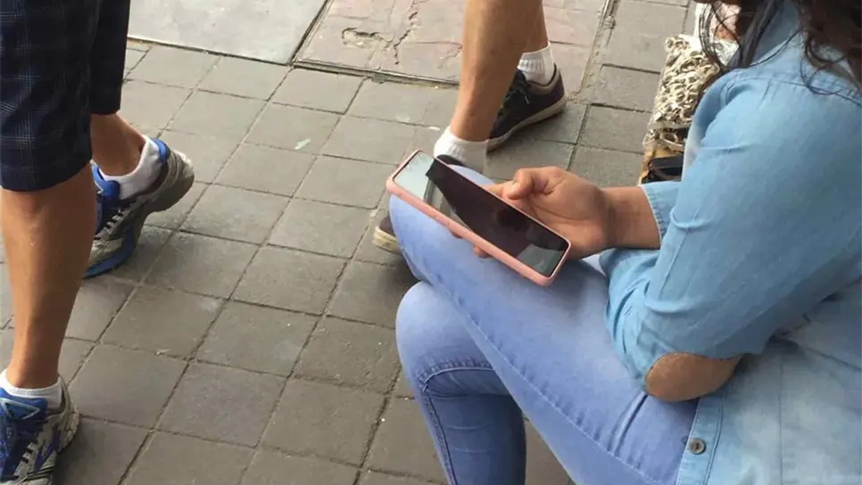 Advierten “enganche” de adolescentes a través de redes sociales