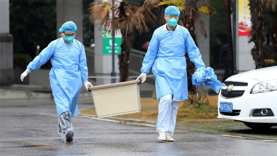Aumenta a 18 número de muertos por coronavirus en China