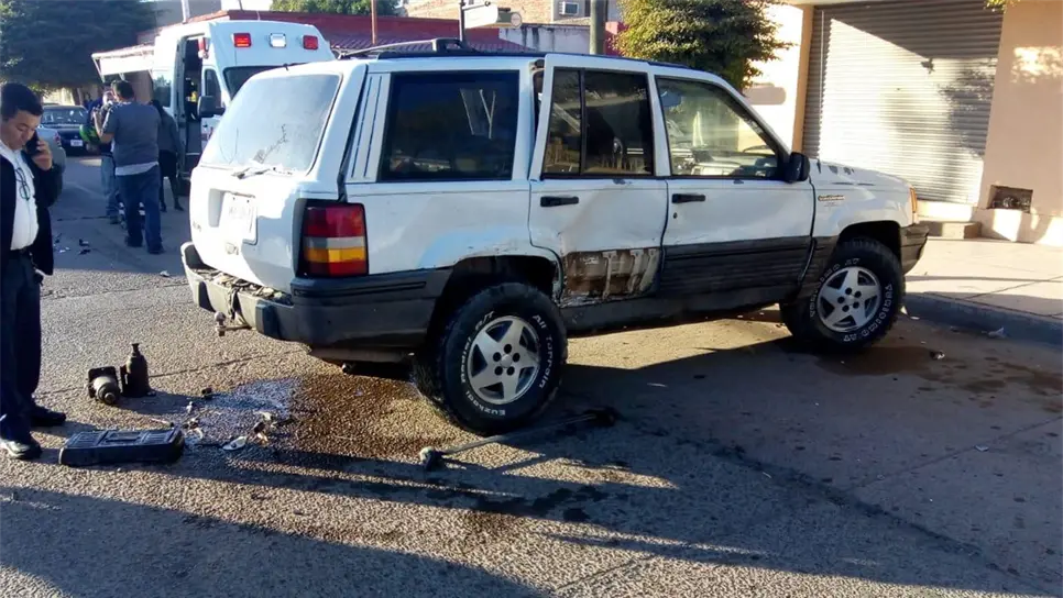 Tres personas lesionadas en accidente en el Centro de Guasave