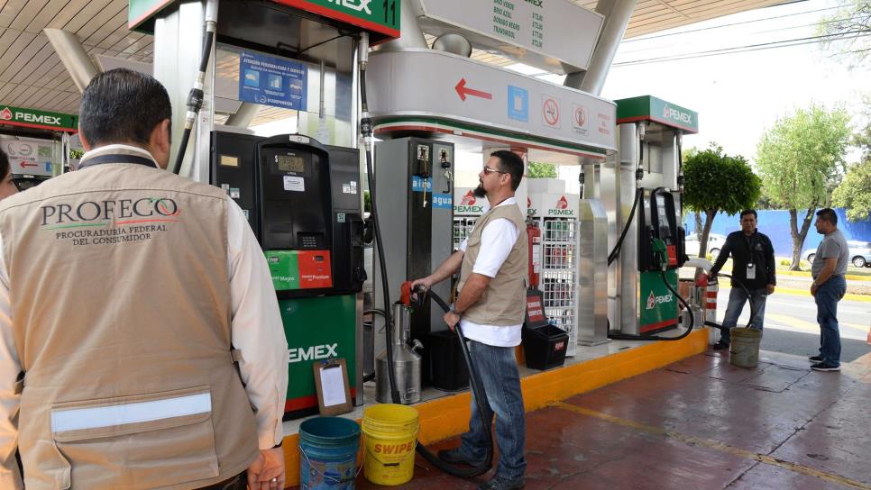 Multas de hasta 800 mil pesos a gasolineros que se nieguen a verificación