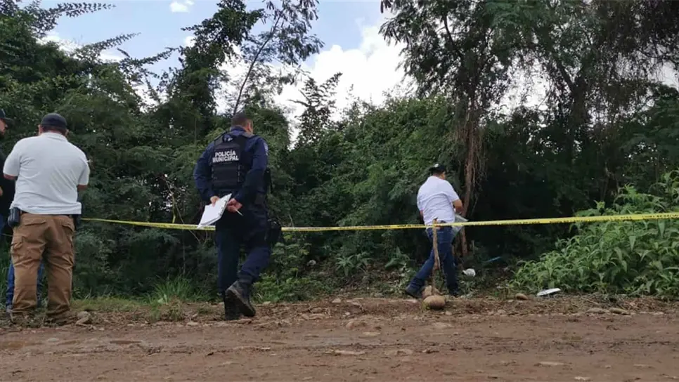 Localizan a hombre asesinado con arma blanca en Quilá