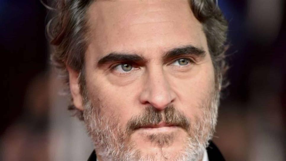 Joaquin Phoenix llama a la diversidad al recibir premio BAFTA