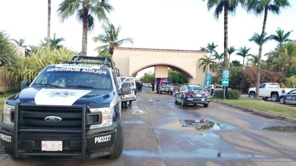 Jóvenes se hacen perseguir desde la Scally, uno se esconde en el Country Club