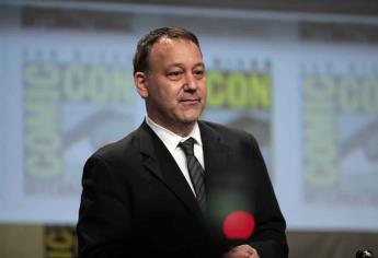 Sam Raimi, en pláticas para dirigir secuela de Doctor Strange