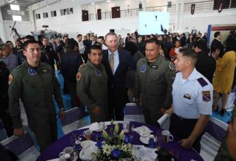 Conmemoran el Día de la Fuerza Aérea Mexicana