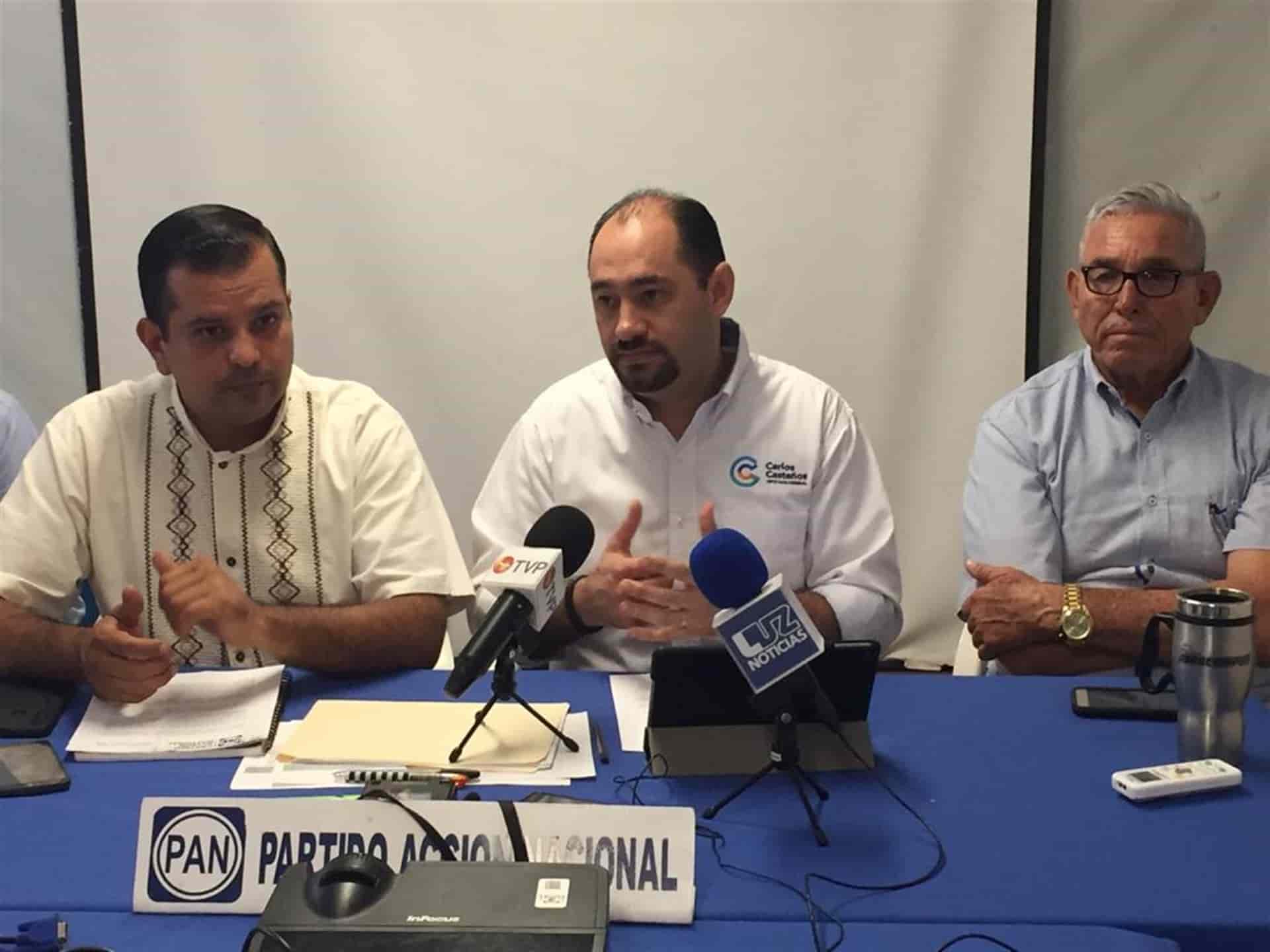 Carlos Castaños Valenzuela.