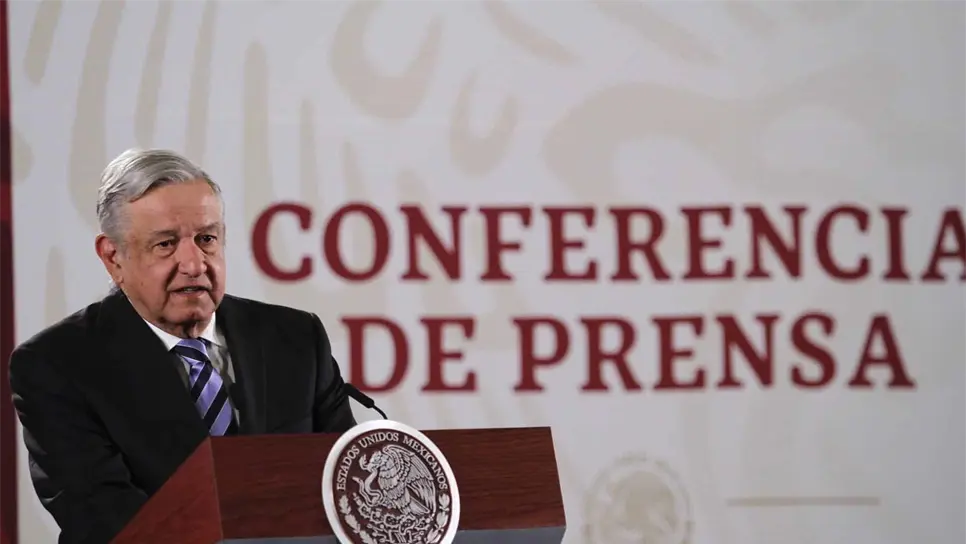 Microsoft invertirá mil 100 mdd en México, anuncia AMLO