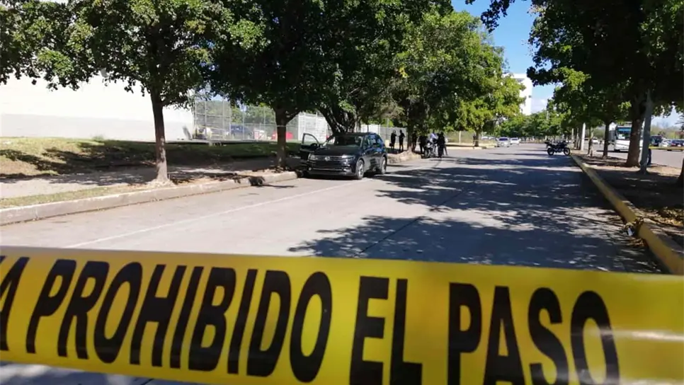 Ejecutan a hombre en el Desarrollo Urbano Tres Ríos en Culiacán